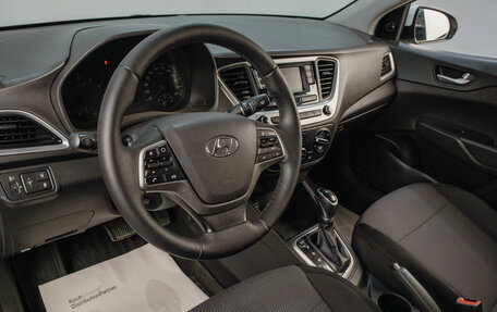 Hyundai Solaris II рестайлинг, 2018 год, 1 099 000 рублей, 9 фотография
