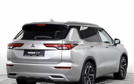 Mitsubishi Outlander, 2023 год, 3 915 000 рублей, 5 фотография