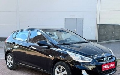 Hyundai Solaris II рестайлинг, 2013 год, 640 000 рублей, 1 фотография
