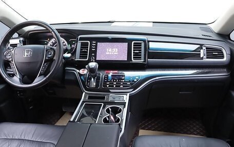 Honda Odyssey IV, 2022 год, 2 890 000 рублей, 12 фотография