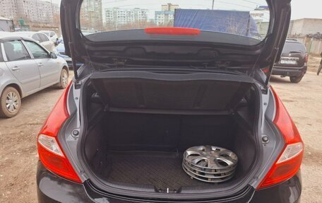 Hyundai Solaris II рестайлинг, 2012 год, 850 000 рублей, 2 фотография