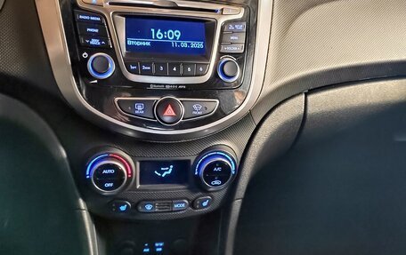 Hyundai Solaris II рестайлинг, 2016 год, 890 000 рублей, 13 фотография