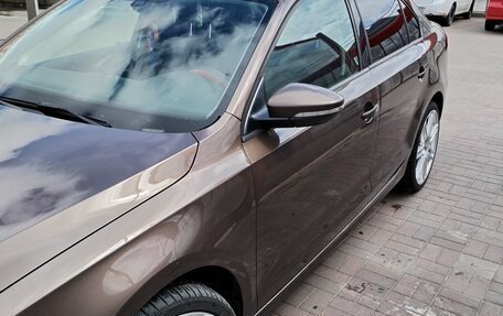 Volkswagen Jetta VI, 2012 год, 1 300 000 рублей, 4 фотография