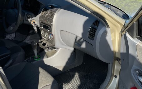 Hyundai Accent II, 2004 год, 600 000 рублей, 7 фотография