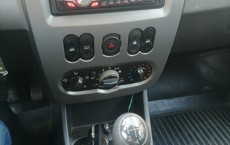 Renault Logan I, 2011 год, 580 000 рублей, 10 фотография