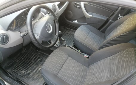 Renault Logan I, 2011 год, 580 000 рублей, 7 фотография