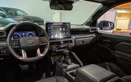 Toyota Tacoma, 2024 год, 9 248 000 рублей, 15 фотография