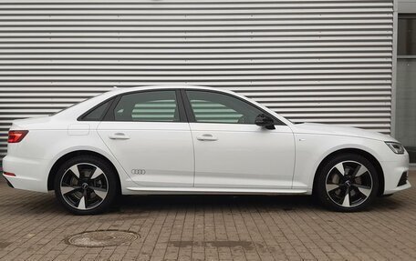 Audi A4, 2017 год, 3 450 000 рублей, 4 фотография