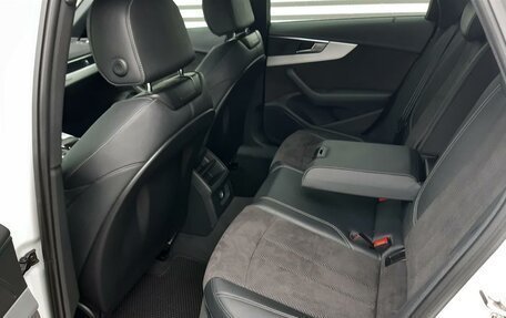 Audi A4, 2017 год, 3 450 000 рублей, 23 фотография