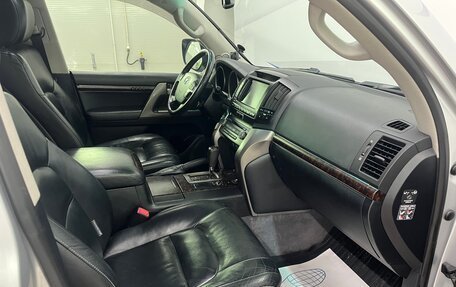 Toyota Land Cruiser 200, 2011 год, 2 949 000 рублей, 11 фотография