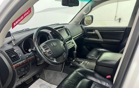 Toyota Land Cruiser 200, 2011 год, 2 949 000 рублей, 10 фотография