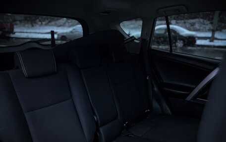 Toyota RAV4, 2018 год, 2 000 000 рублей, 26 фотография