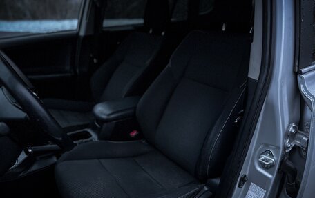 Toyota RAV4, 2018 год, 2 000 000 рублей, 24 фотография