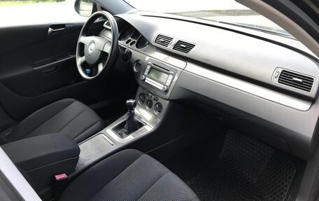 Volkswagen Passat B6, 2007 год, 700 000 рублей, 8 фотография