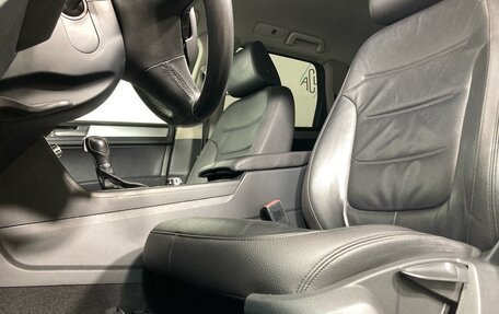 Volkswagen Touareg III, 2012 год, 1 625 000 рублей, 14 фотография