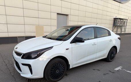 KIA Rio IV, 2017 год, 1 000 000 рублей, 6 фотография