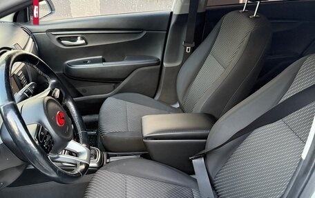 KIA Rio IV, 2017 год, 1 000 000 рублей, 9 фотография