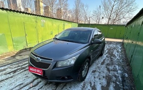 Chevrolet Cruze II, 2011 год, 798 000 рублей, 10 фотография