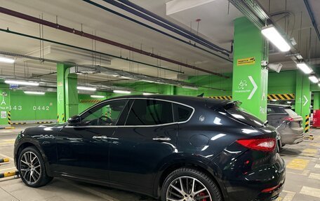 Maserati Levante I, 2017 год, 4 700 000 рублей, 8 фотография