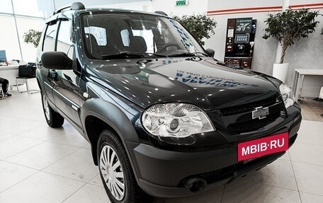 Chevrolet Niva I рестайлинг, 2013 год, 468 000 рублей, 3 фотография