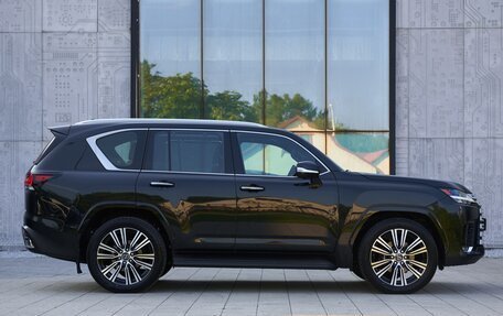 Lexus LX, 2024 год, 17 299 000 рублей, 8 фотография