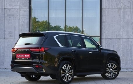 Lexus LX, 2024 год, 17 299 000 рублей, 4 фотография