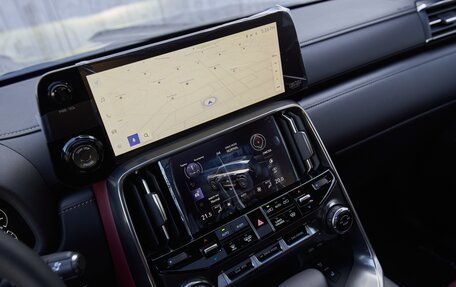 Lexus LX, 2024 год, 17 299 000 рублей, 19 фотография