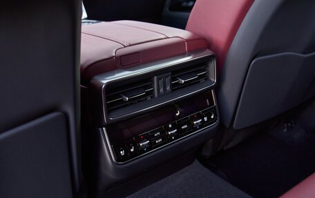 Lexus LX, 2024 год, 17 299 000 рублей, 27 фотография