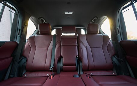 Lexus LX, 2024 год, 17 299 000 рублей, 28 фотография