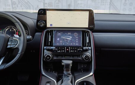 Lexus LX, 2024 год, 17 299 000 рублей, 32 фотография