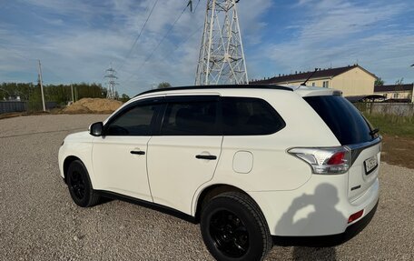 Mitsubishi Outlander III рестайлинг 3, 2012 год, 1 190 000 рублей, 5 фотография