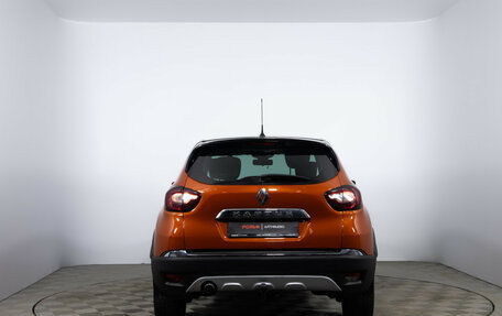 Renault Kaptur I рестайлинг, 2017 год, 1 050 000 рублей, 6 фотография