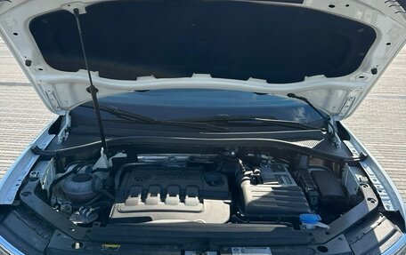 Volkswagen Tiguan II, 2018 год, 3 100 000 рублей, 8 фотография