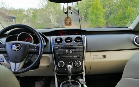 Mazda CX-7 I рестайлинг, 2010 год, 950 000 рублей, 8 фотография