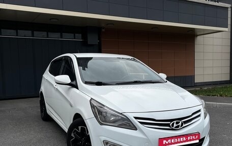Hyundai Solaris II рестайлинг, 2016 год, 960 000 рублей, 6 фотография