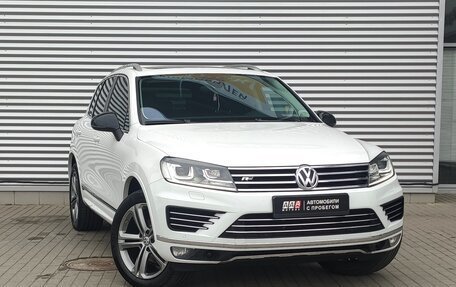 Volkswagen Touareg III, 2018 год, 5 750 000 рублей, 3 фотография