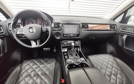 Volkswagen Touareg III, 2018 год, 5 750 000 рублей, 12 фотография