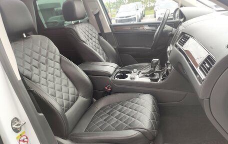 Volkswagen Touareg III, 2018 год, 5 750 000 рублей, 10 фотография