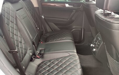 Volkswagen Touareg III, 2018 год, 5 750 000 рублей, 28 фотография