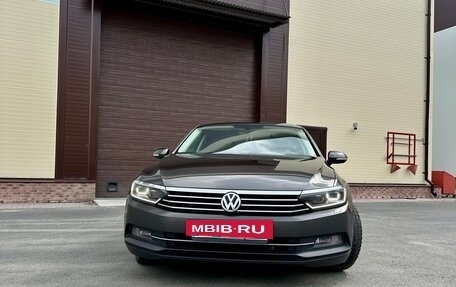 Volkswagen Passat B8 рестайлинг, 2017 год, 2 100 000 рублей, 3 фотография