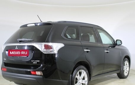 Mitsubishi Outlander III рестайлинг 3, 2013 год, 1 320 000 рублей, 5 фотография