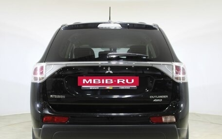 Mitsubishi Outlander III рестайлинг 3, 2013 год, 1 320 000 рублей, 6 фотография