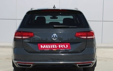 Volkswagen Passat B8 рестайлинг, 2019 год, 2 039 000 рублей, 8 фотография