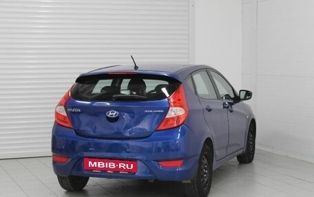 Hyundai Solaris II рестайлинг, 2013 год, 600 000 рублей, 5 фотография