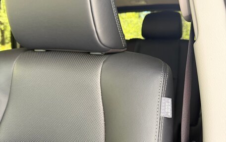 Toyota Land Cruiser Prado 150 рестайлинг 2, 2018 год, 7 000 000 рублей, 12 фотография