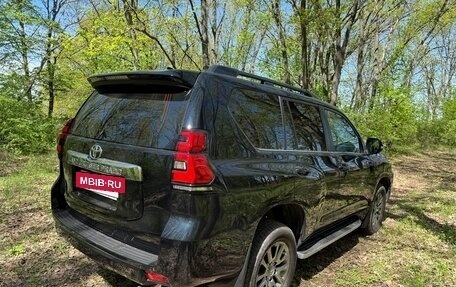 Toyota Land Cruiser Prado 150 рестайлинг 2, 2018 год, 7 000 000 рублей, 4 фотография