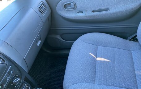 KIA Sportage IV рестайлинг, 2006 год, 430 000 рублей, 16 фотография