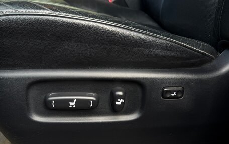 Toyota Land Cruiser 200, 2014 год, 3 300 000 рублей, 15 фотография