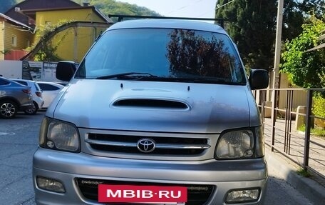 Toyota Town Ace III, 1999 год, 800 000 рублей, 3 фотография