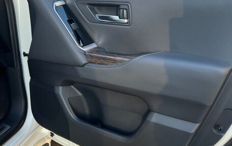Toyota Land Cruiser, 2021 год, 9 100 000 рублей, 17 фотография